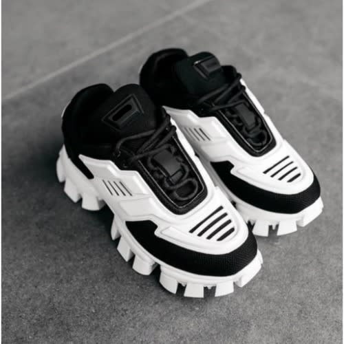 Men Sneakers - White & Black