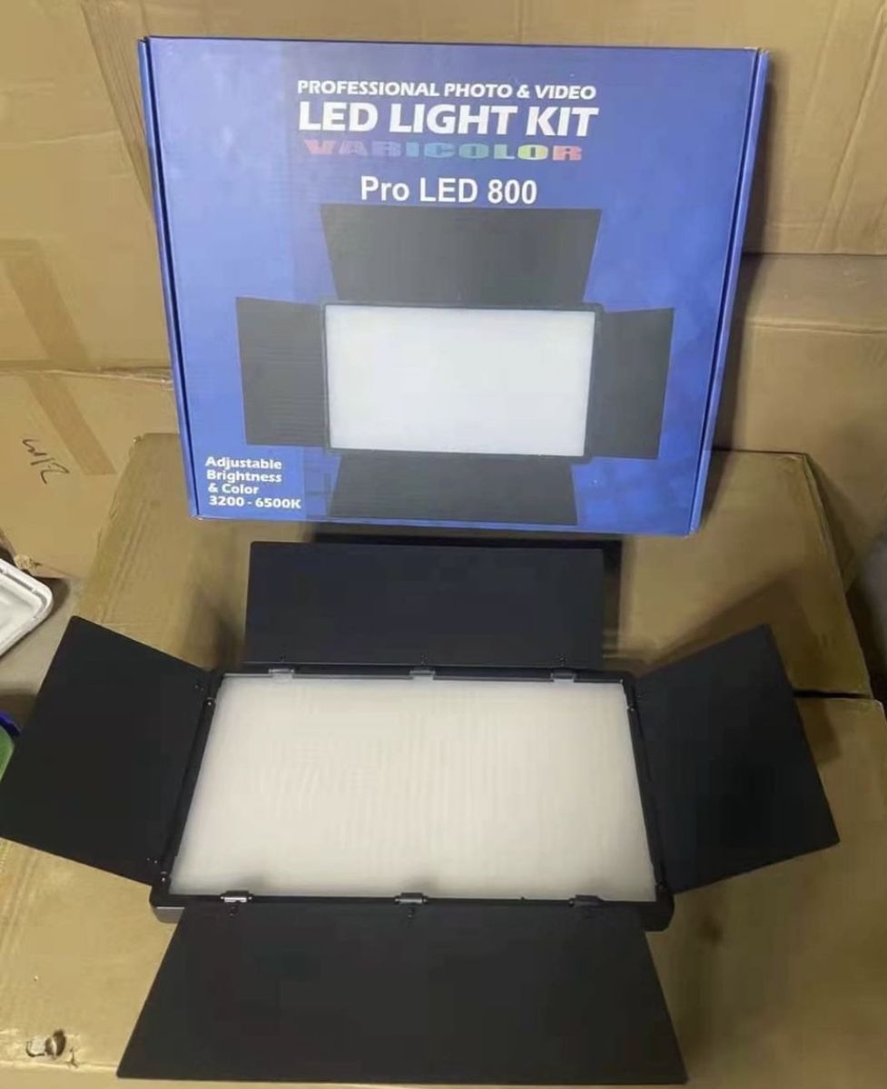 Pro LED 800 + Tripod Stand