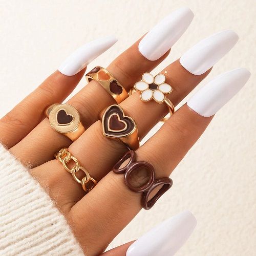 Vintage 6Pcs Brown Embrace Hands Rings Set For Women