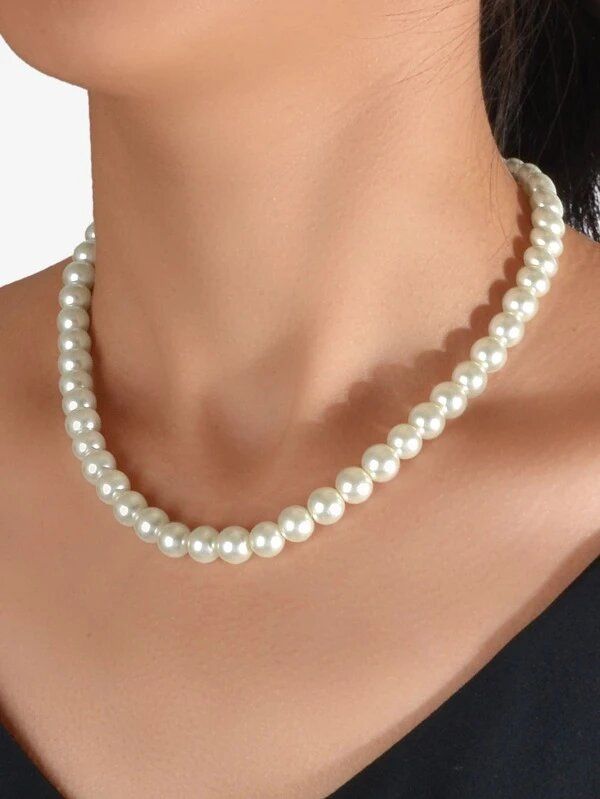Women Pearl Necklace