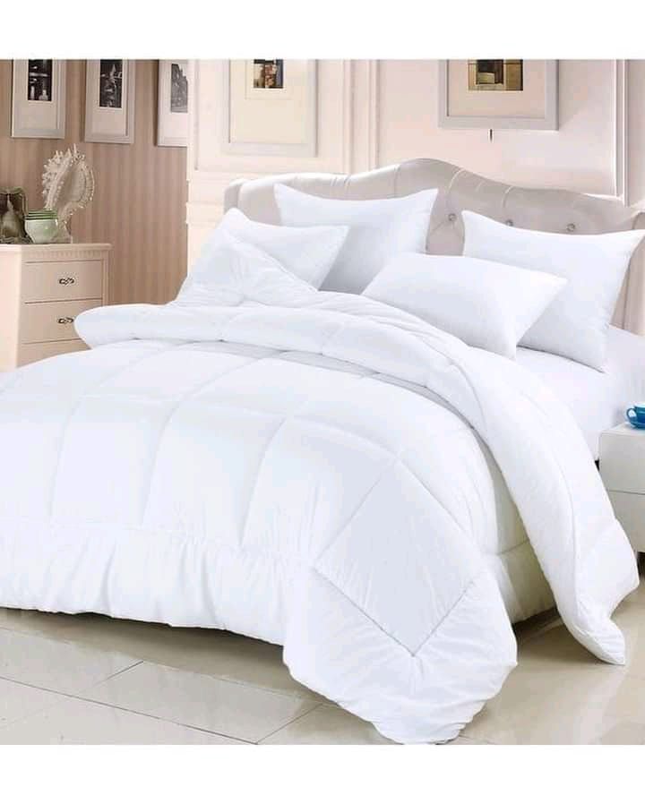 Fluffy Bedsheet & Duvet With 4 Pillow Cases - White