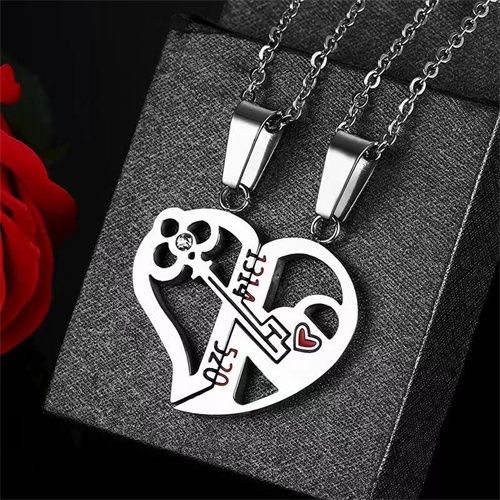 1 Pair Of Key Splicing Couple Pendant 1314520 Necklace