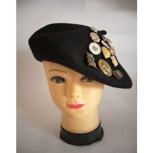 French-style Beret - Black Multi-button Embellished