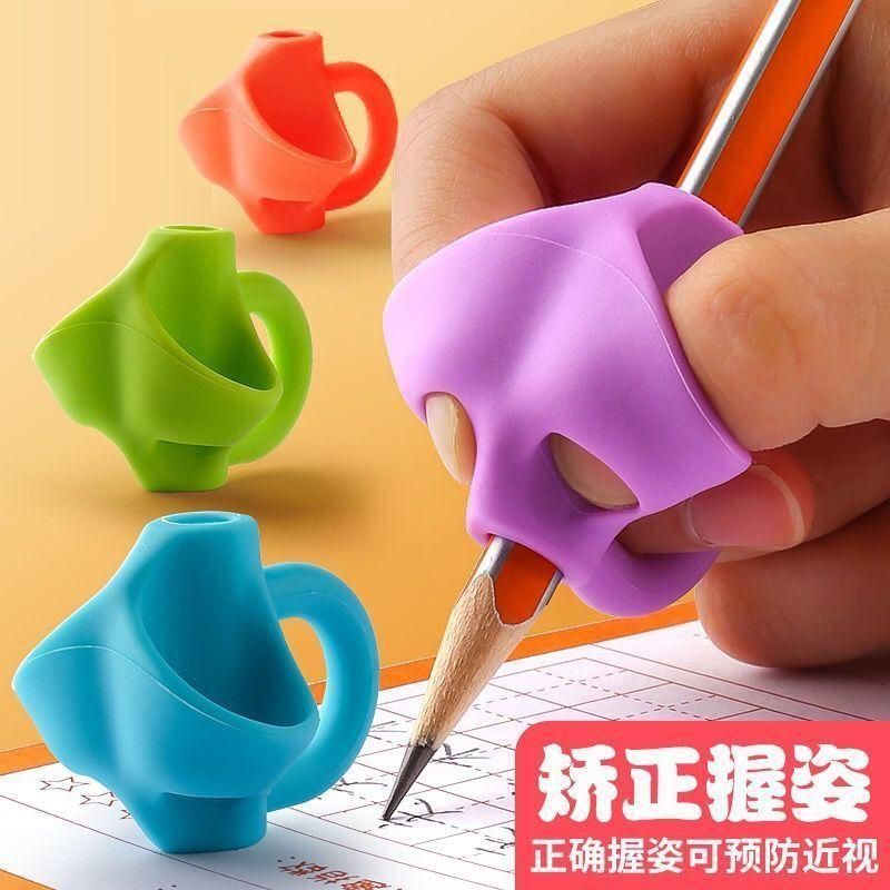 Pen Holder 3-18 Years Old Universal Child Holding Pen Hold Pen Brace Children Learn to Write Pupils' Pencil Correct Grip Position