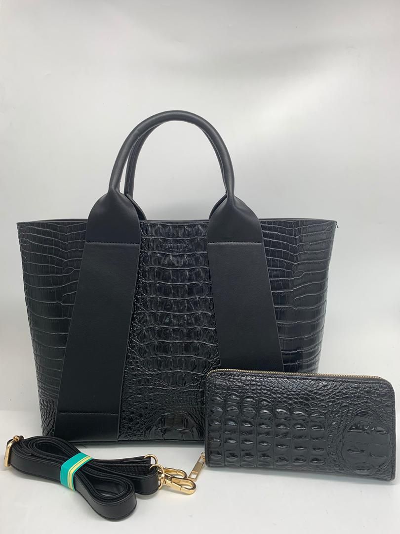 Classy Ladies Hand Bag---Black