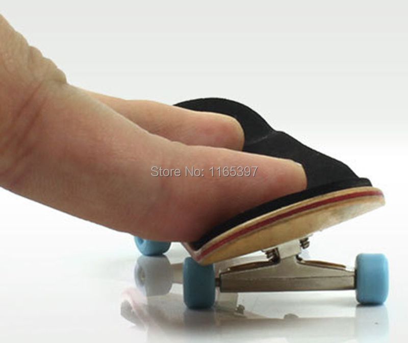 Free Ship 2sets Children Teenage Adult Mini. Metal Wooden Deck Fingerboard Skateboard Sport Games Kids Gift Development Baby Toy