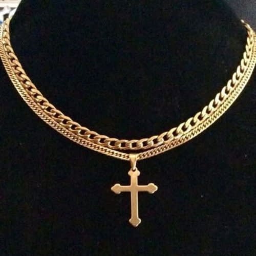 Cuban Chain With Cross Pendant - Gold