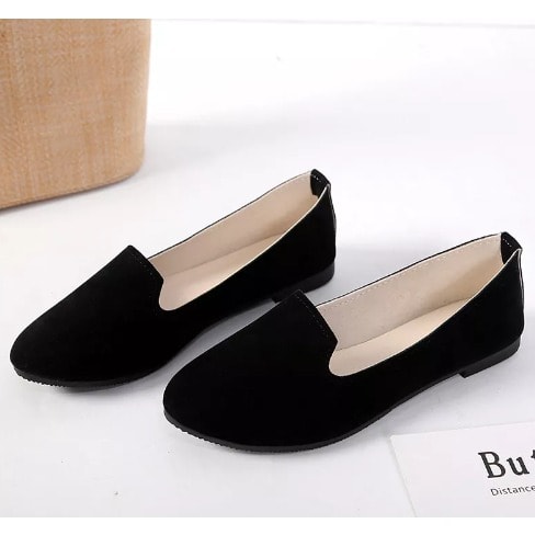 Ladies Flat Shoe - Black
