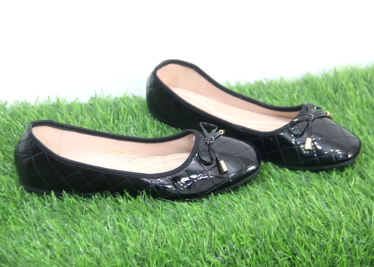 Ladies Slip-on Corporate Flats  Shiny Skin Leather Shoe