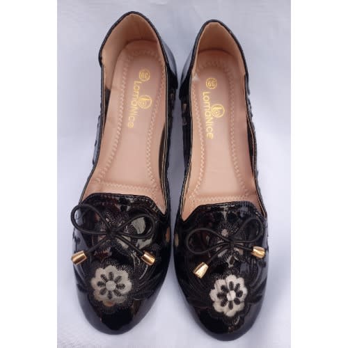 Patterned Transparent Ladies Easy Wear Shoe