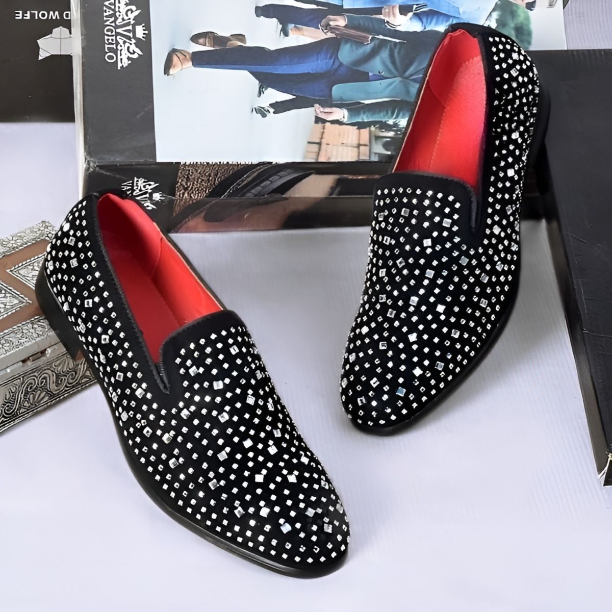 NEW COOL  STONE DESIGNER SHOE SILVER