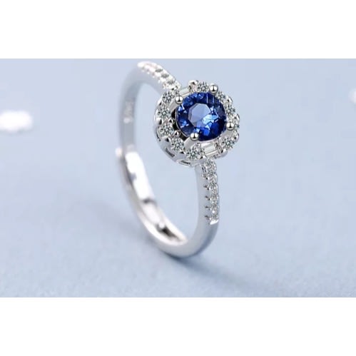 Women Adjustable Engagement Ring With Ring Case