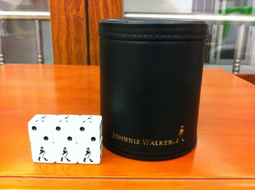 Whisky Johnnie Walker Red Label Screen Cup Dice Cup 1piece