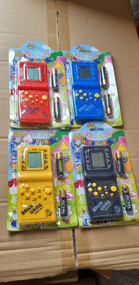 SINGLE Brick Game With Battery For Children