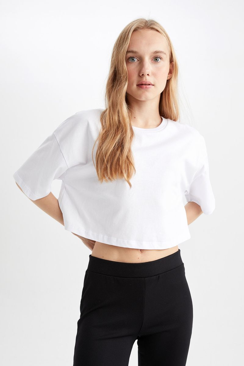 Woman Coool Loose Fit Knitted Short Sleeve T-Shirt - White