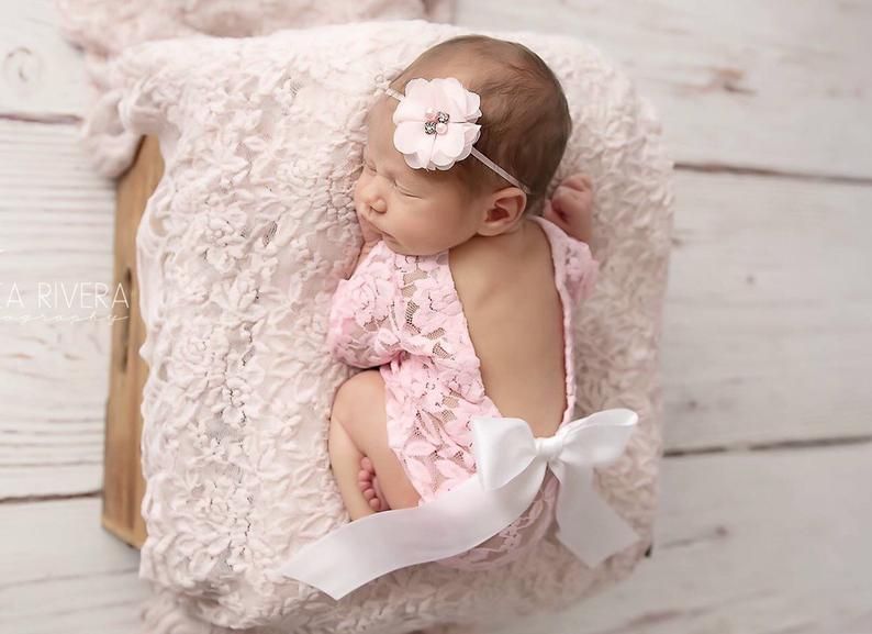 Girl Piece Baby Props Hair Newborn Clothing Photo Growth Silk Two Dress Souvenirs Set Tie Lace Band + Bow Photography