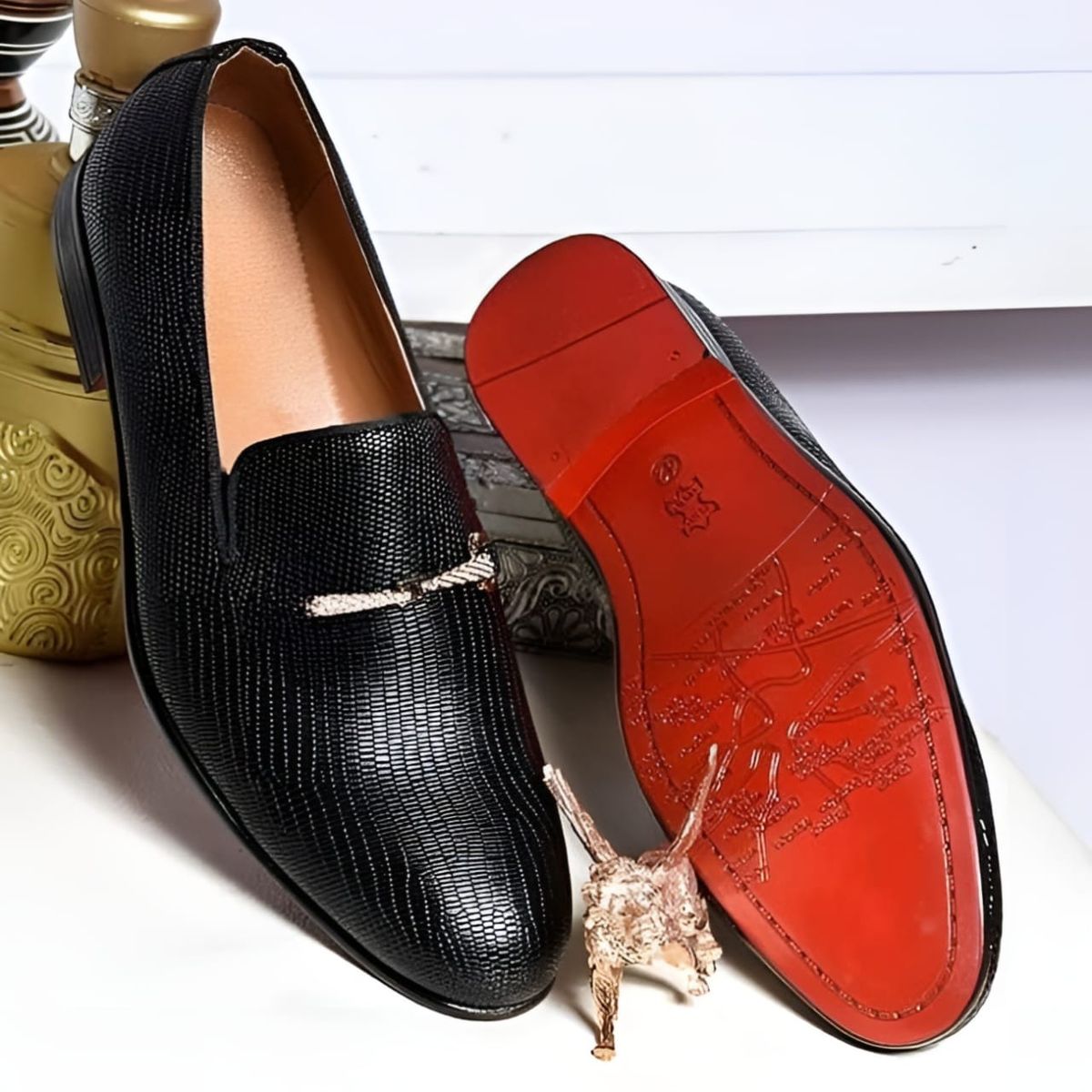 MEN STAIGHT CHAIN LEATHER  DESIGNERS SHOE BLACK