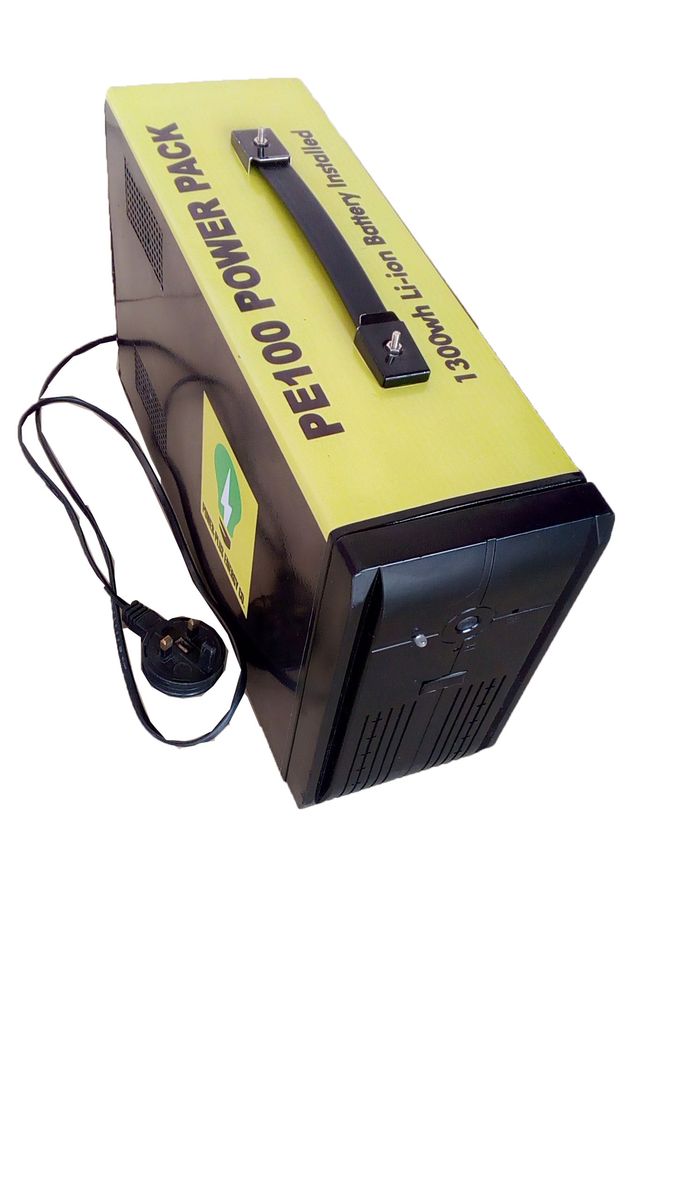 Laptop Ultra Massive Power Bank (1300,000,000mwh)