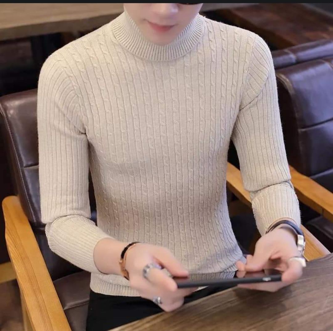 Free Size Unisex Turtleneck, Cooperate Inner Or Casual Wears.