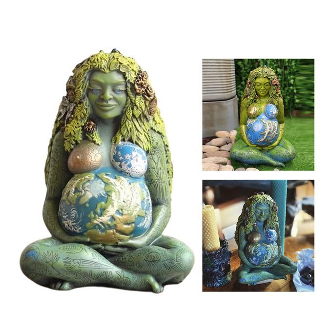 Figurine Statue