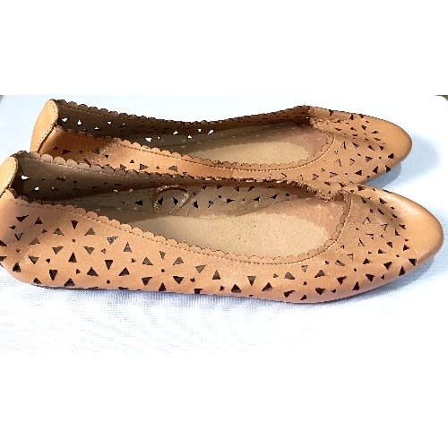 Flowery Flat Shoe - Brown