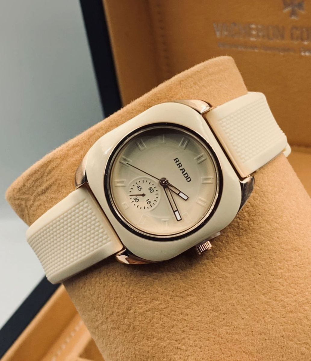 Unique Rubber Strap Unisex Analog Men WristWatch