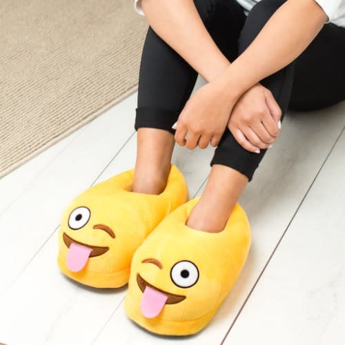 Tongue Out Emoji Plush Indoor Slippers