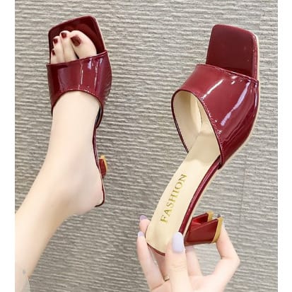 Patent Leather Heel Slippers - WINE