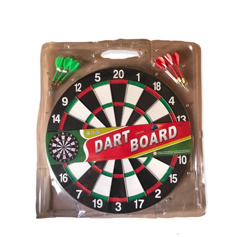 Standard Dart Board & 6 Spears