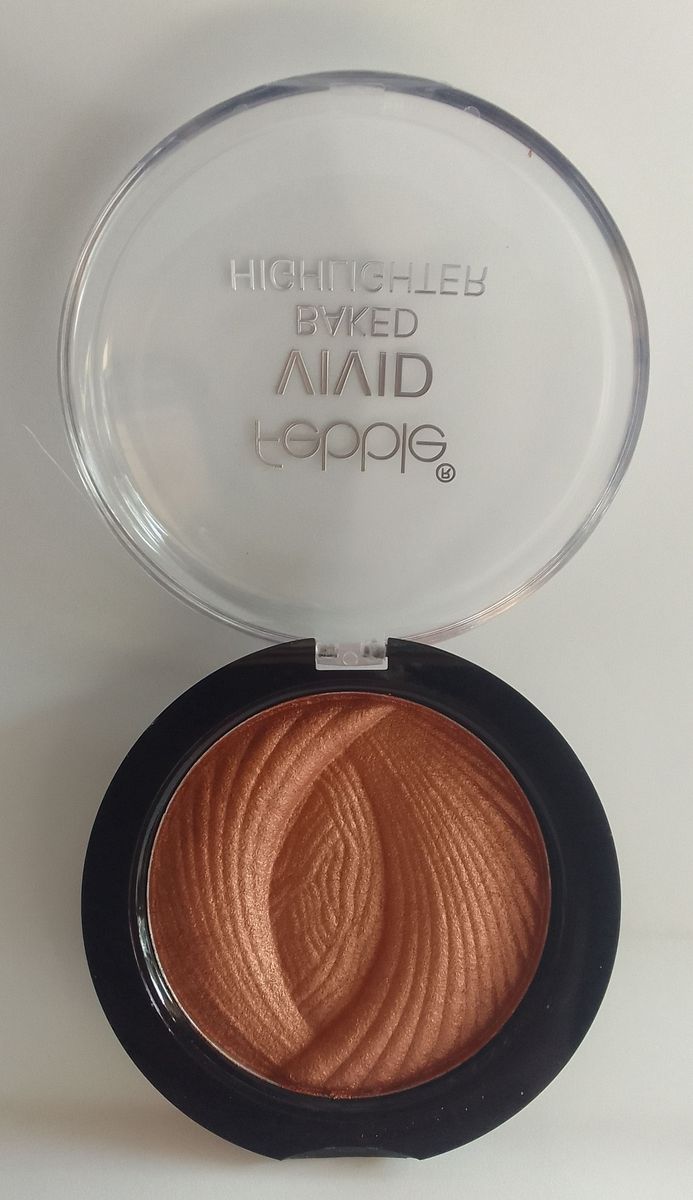 FEBBLE VIVID GLOW BAKED BRONZER AND HIGHLIGHTER  02