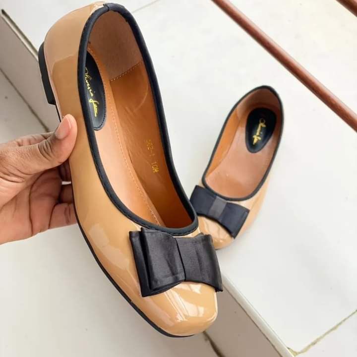 Ladies Flat Shoe With Now Tie - NUDE