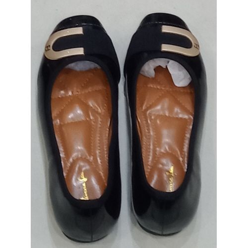 Quality Walking Latest Ladies Flat Shoe - Black