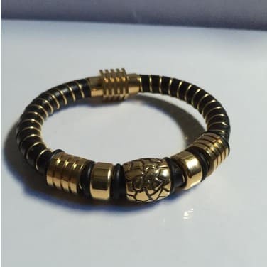 Grown Men's Stylish Leather Bracelet- Black