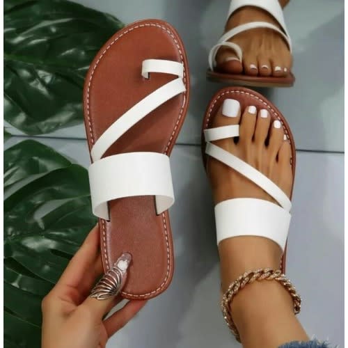 Realwon Female Slippers - White