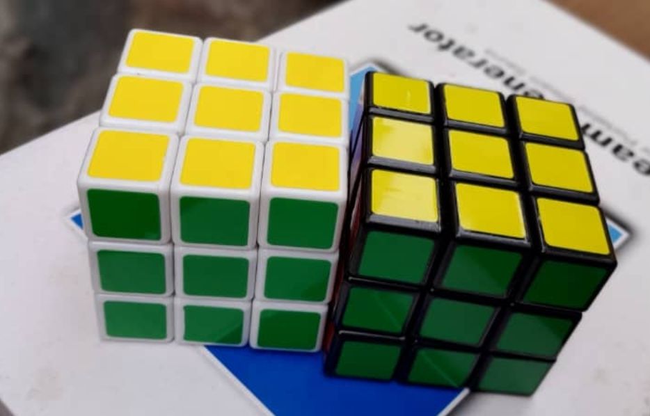 Rubiks Cube Official Solution  2 In 1 Pack