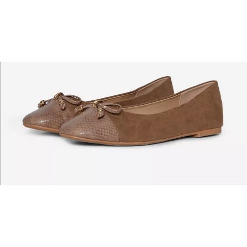 Ladies Wide Fit Leather Shoe - Brown