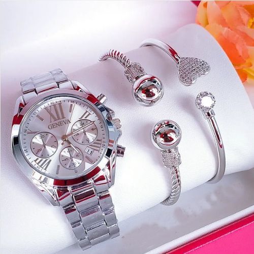 Stylishly Beautiful And Classic Silver Wristwatch +2 Lovely Wrist Set For Sexy Ladies