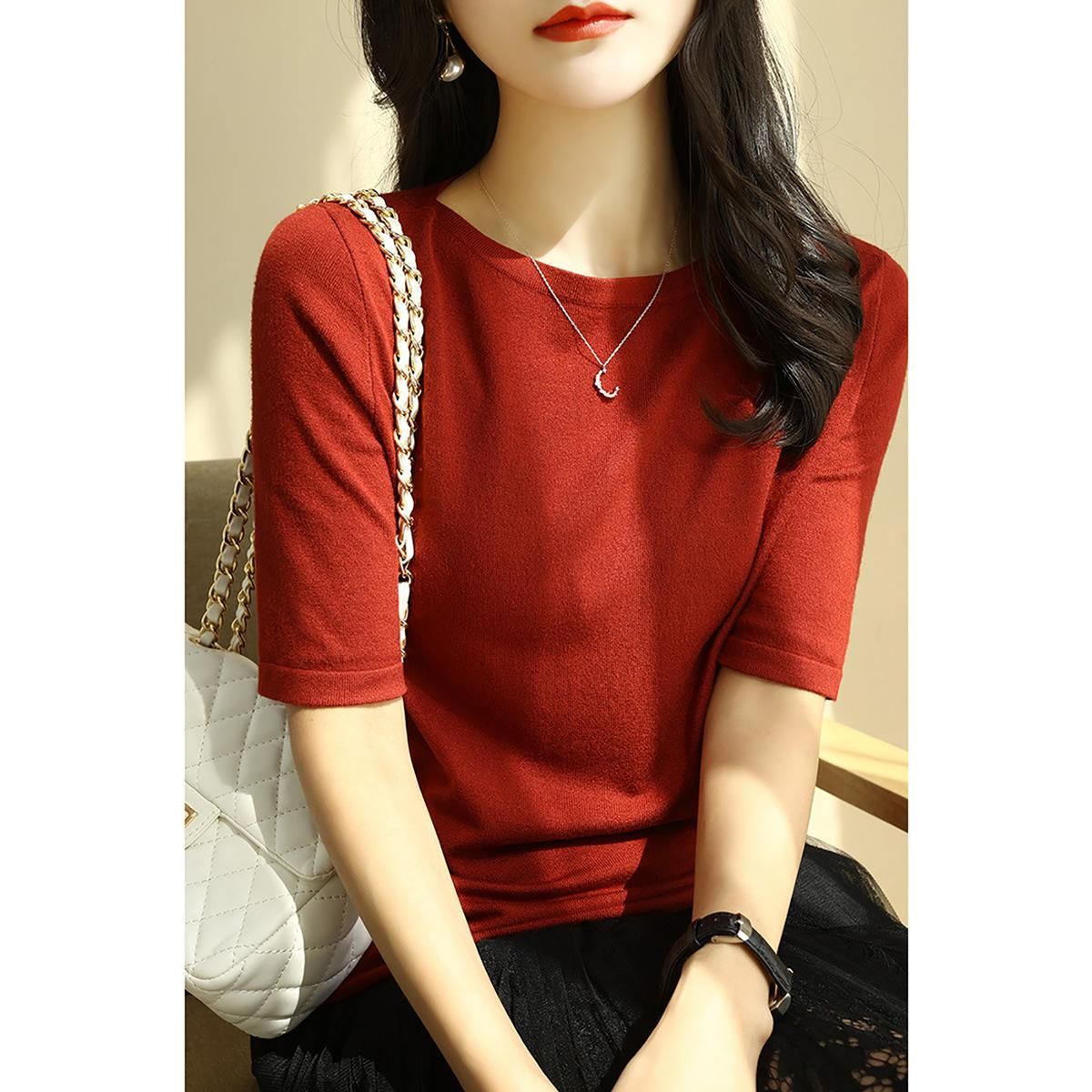 One line collar temperament half sleeve thin t-shirt for women 2021 summer new short sleeved solid