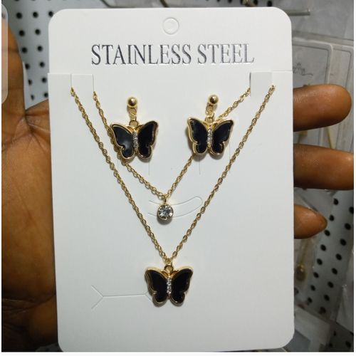 Ladies Two Step Butterfly Necklace Pendant With Earring Gold
