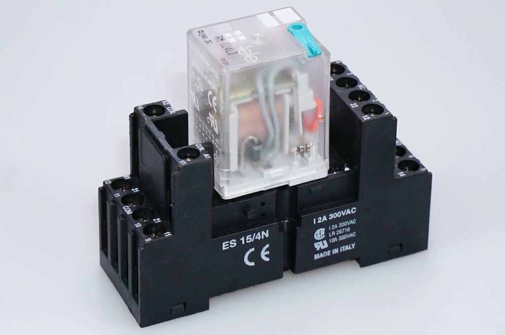 Switching Relay RM 024L-N, Miniature Relay, 24VDC, 4 CO, LED