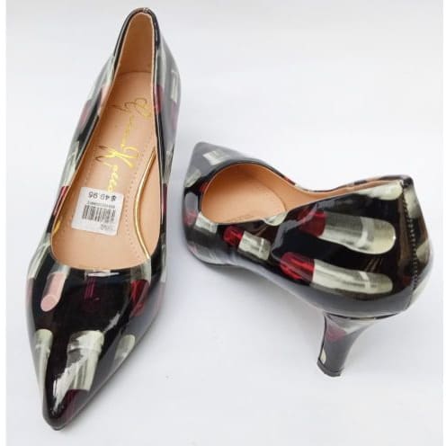 Classic Women's Heel Shoe