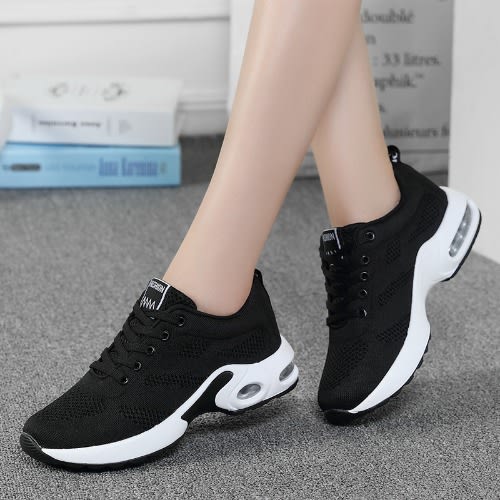 Sleek Sequence Sneakers - Black