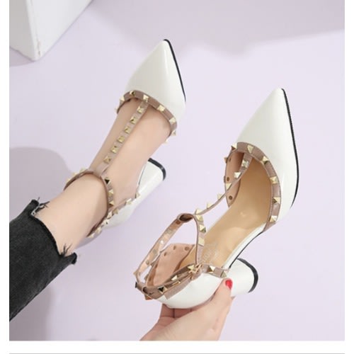 Stars Studded Pointed Cover Shoe - White