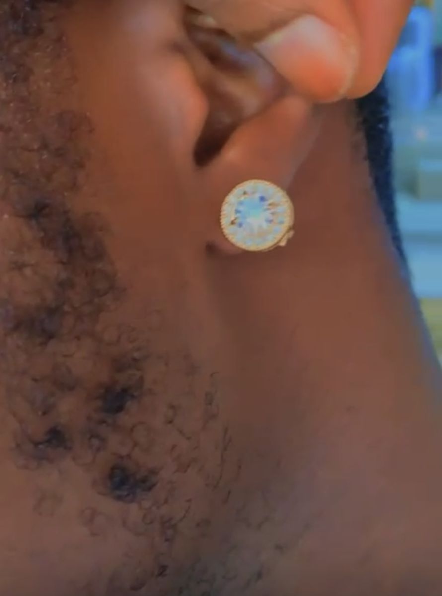 Gold  Non Piercing  Clip On Earring