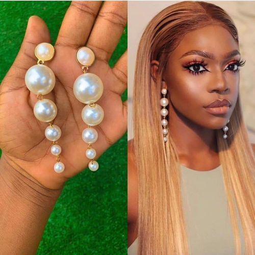 Unique Ladies Pearl Dropping Earrings