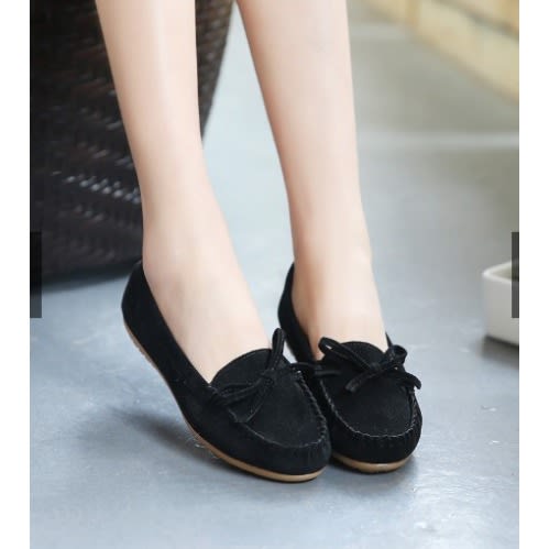 Round Tip Bow Embellished Suede Shoes