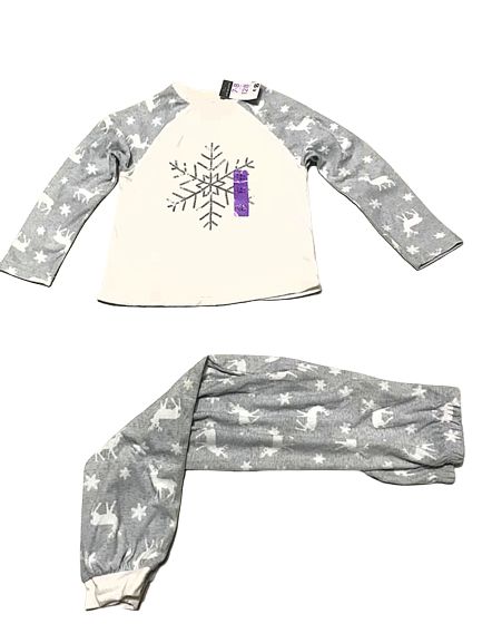 Fleece Material Long Sleeves Pyjamas Set