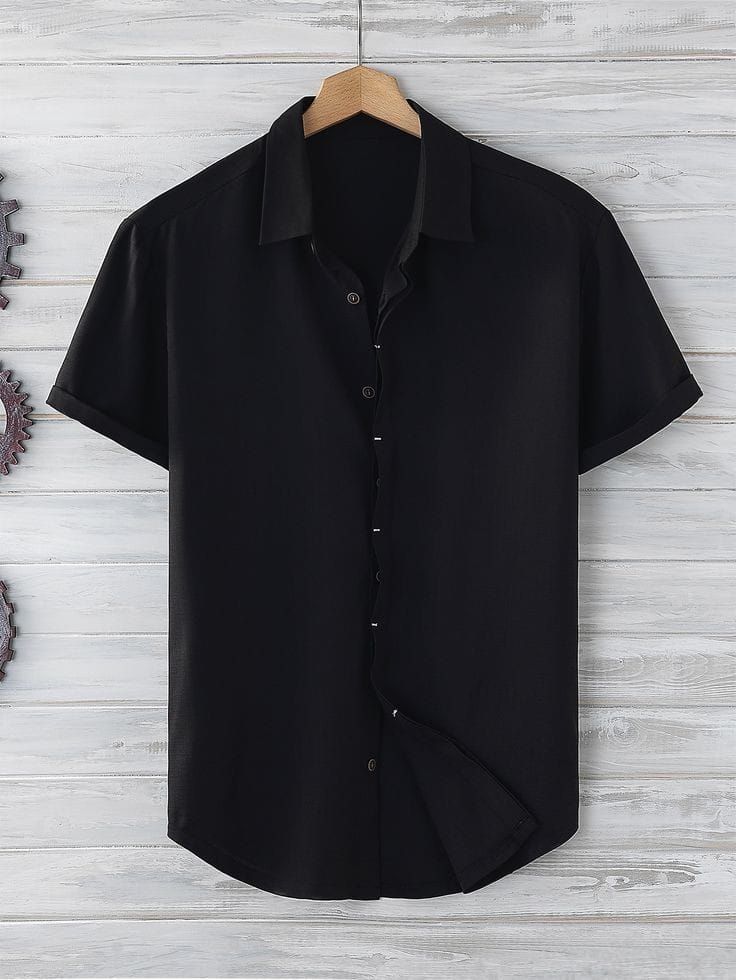 PLAIN T-SHIRT WITH BUTTONS FOR UNISEX .