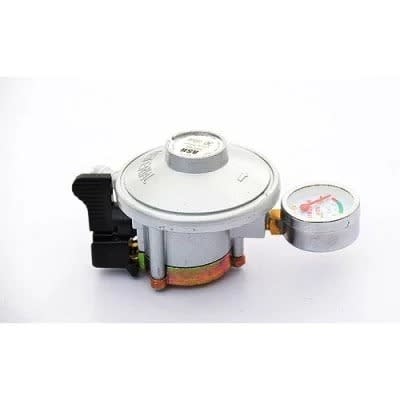 Gas Regulator With Pressure Gauge
