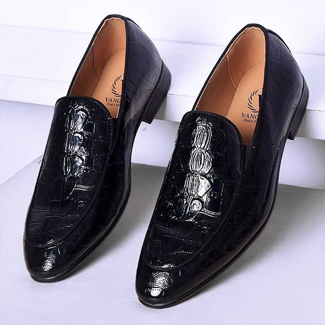 New Arrival  Men Classic Shoes Black GD